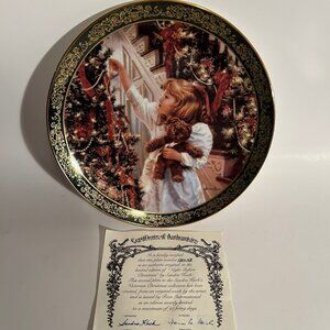 Sandra Kuck "Night Before Christmas" Authentic Collectable Plate